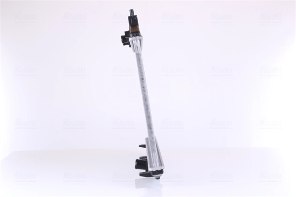 Água radiador Nissens 68147 precio, desde 180,41 EUR