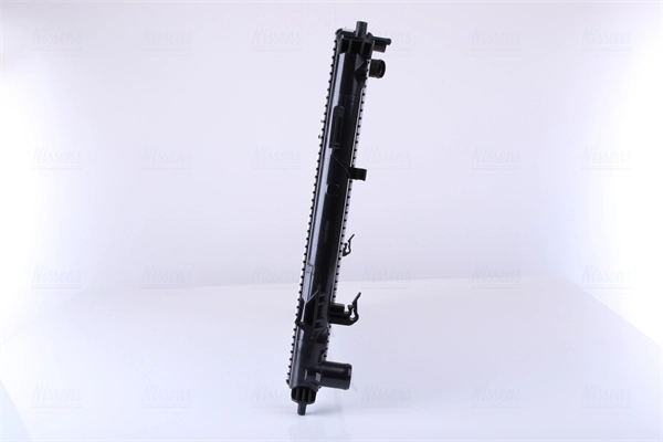 Comprar 67077 Nissens Radiador de auto