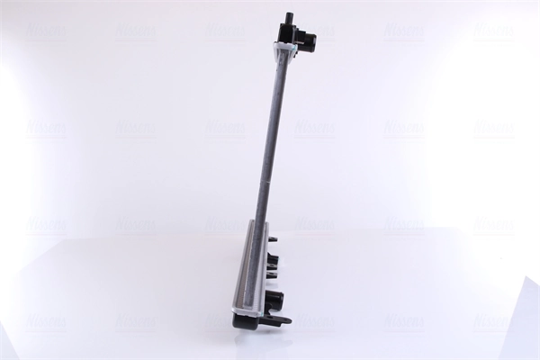 Comprar 681375 Nissens Radiador de auto