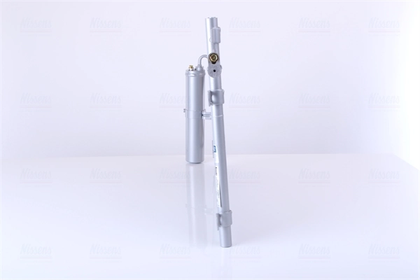 Condensador aire acondicionado 94726 Nissens