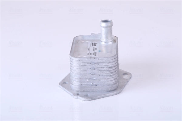 Radiador de aceite debajo del filtro Nissens 90721