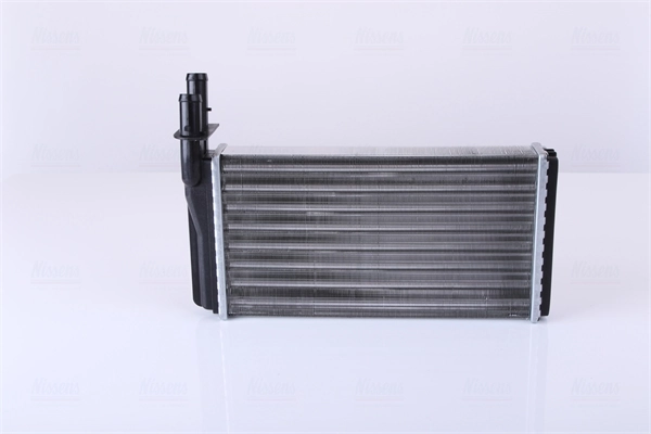 Radiador de calefacción Nissens 70016 precio, desde 29,97 EUR