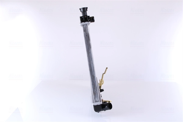 Comprar 67480 Nissens Radiador de auto