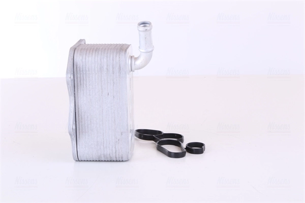 Comprar 90660 Nissens Radiador de aceite debajo del filtro