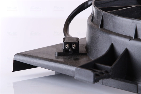 Ventilador de radiador 85604 Nissens