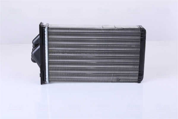 Radiador de calefacción Nissens 70975 precio, desde 47,02 EUR