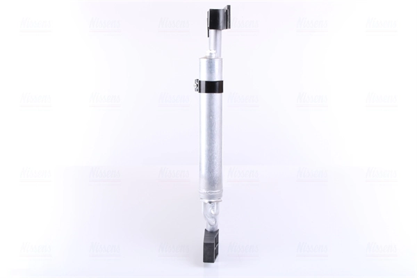 Condensador aire acondicionado Nissan Versa E12X