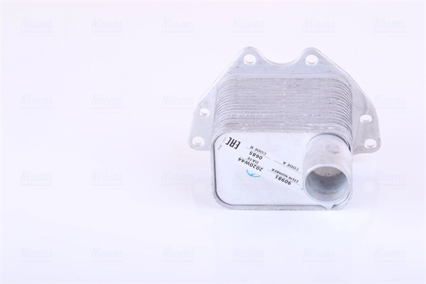 Radiador de aceite debajo del filtro Nissens 90981 precio, desde 35,70 EUR