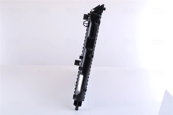 Comprar 61869 Nissens Radiador de auto
