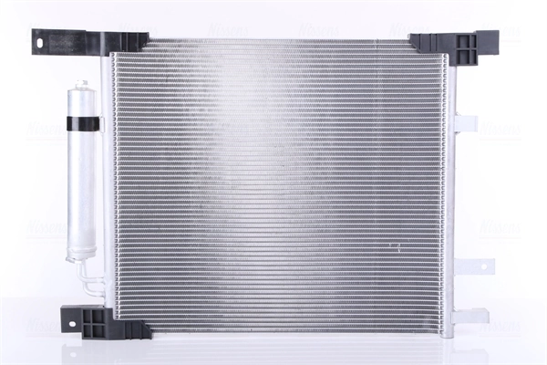 Condensador aire acondicionado Nissan Versa E12X