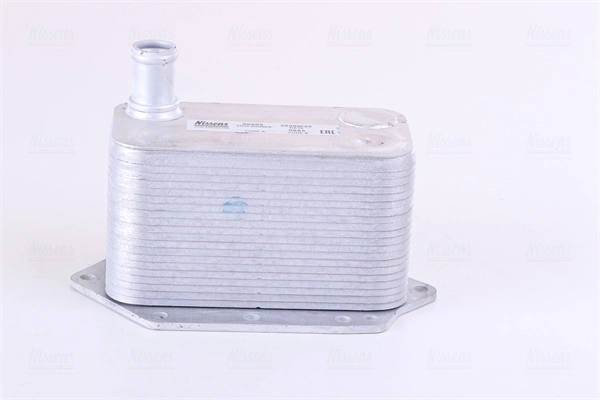 Radiador de aceite debajo del filtro 90905 Nissens