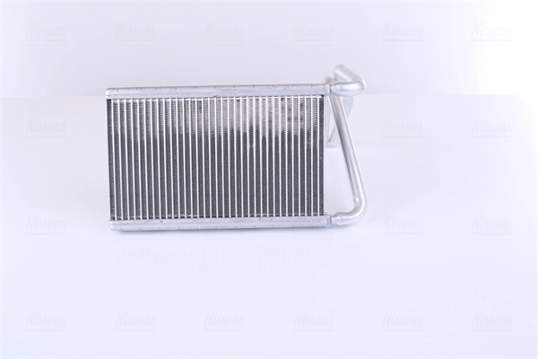 Radiador de calefacción Nissens 707177 precio, desde 62,72 EUR