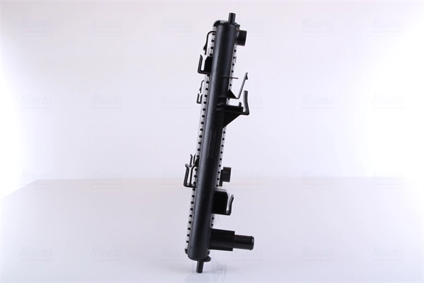 Comprar 68737 Nissens Radiador de auto