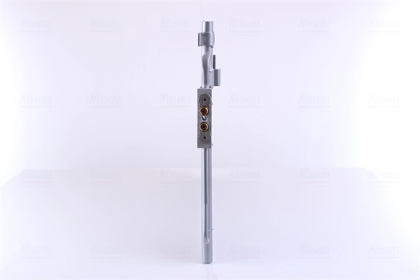 Condensador aire acondicionado 94806 Nissens