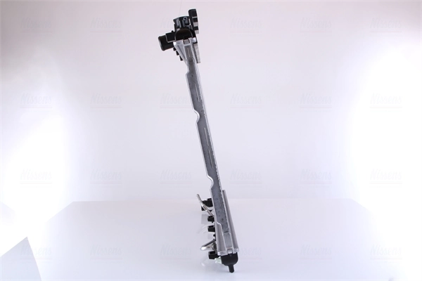 Água radiador Nissens 67528 precio, desde 162,67 EUR