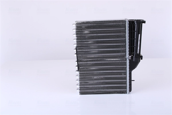 Radiador de calefacción Nissens 70502 precio, desde 50,45 EUR