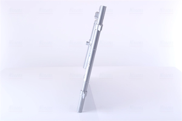 Condensador aire acondicionado 940069 Nissens
