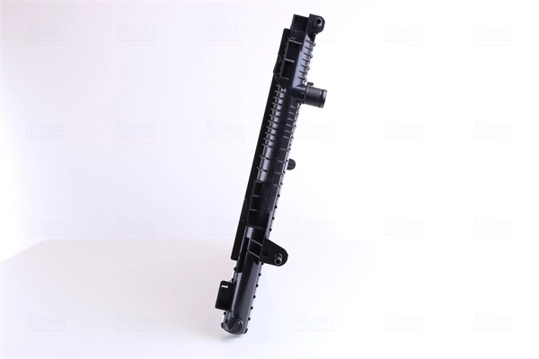 Comprar 637606 Nissens Radiador de auto