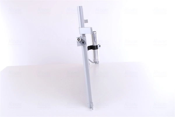 Condensador aire acondicionado 94725 Nissens