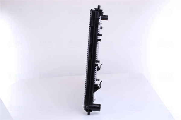 Comprar 675022 Nissens Radiador de auto