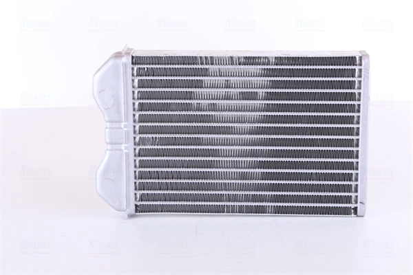 Radiador de calefacción Nissens 70808 precio, desde 47,92 EUR