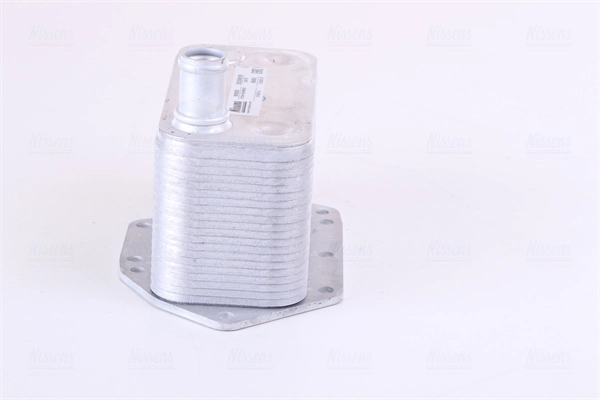 Radiador de aceite debajo del filtro Nissens 90905