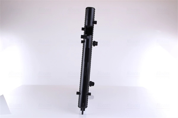 Comprar 67303 Nissens Radiador de auto
