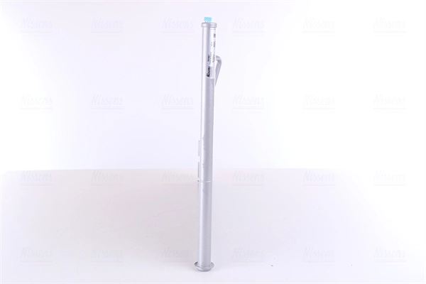 Condensador aire acondicionado 94587 Nissens