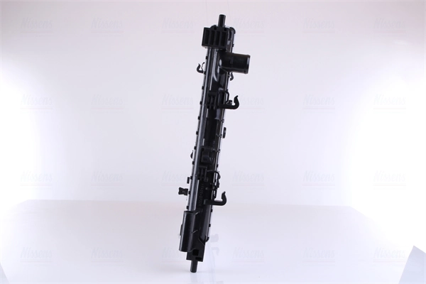Comprar 61697 Nissens Radiador de auto