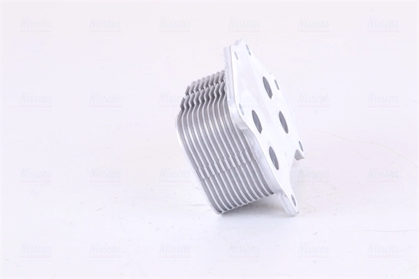 Comprar 90670 Nissens Radiador de aceite debajo del filtro