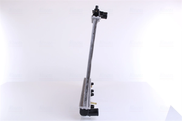 Comprar 67025 Nissens Radiador de auto