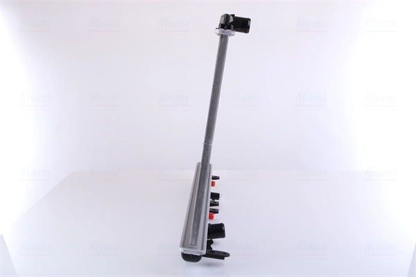 Comprar 68138 Nissens Radiador de auto