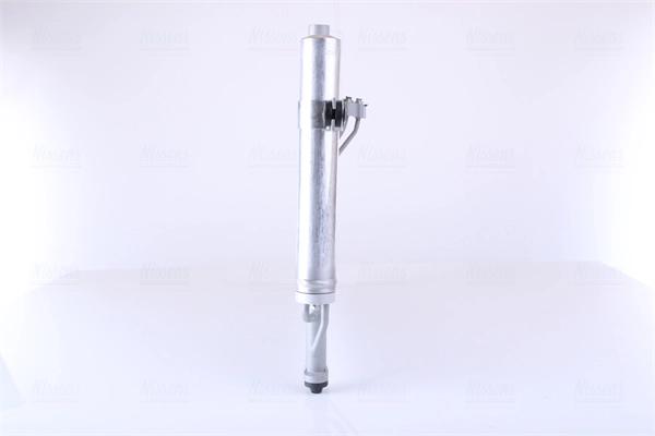 Condensador aire acondicionado 94646 Nissens