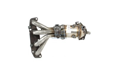 Sistema de escape del motor Nissan Primera 