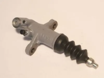 Comprar Cilindro receptor de embrague Isuzu Trooper UBS a bajo precio