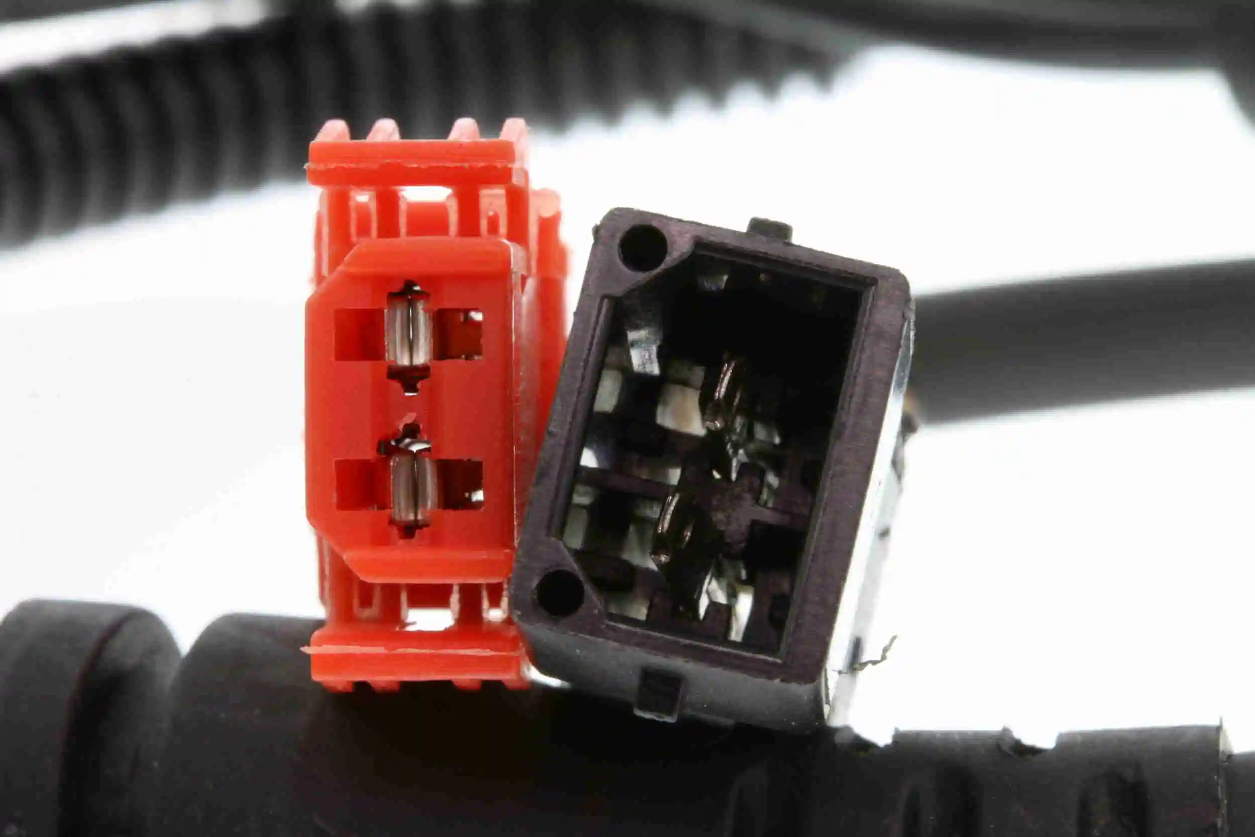 Sensor ABS de rueda delantera Vemo V10721083 precio, desde 34,91 EUR