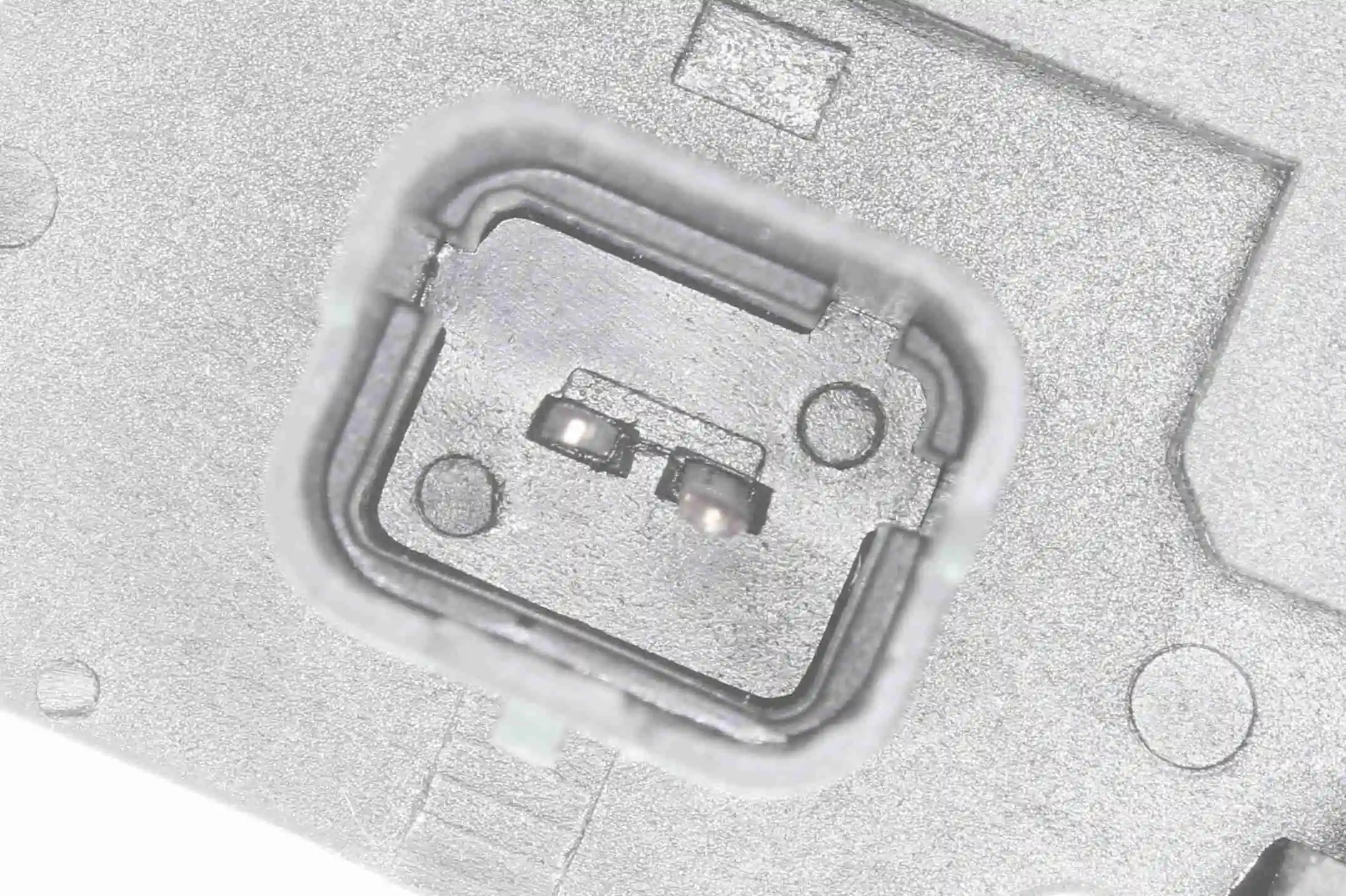 V46770029 Vemo Regulador alternador