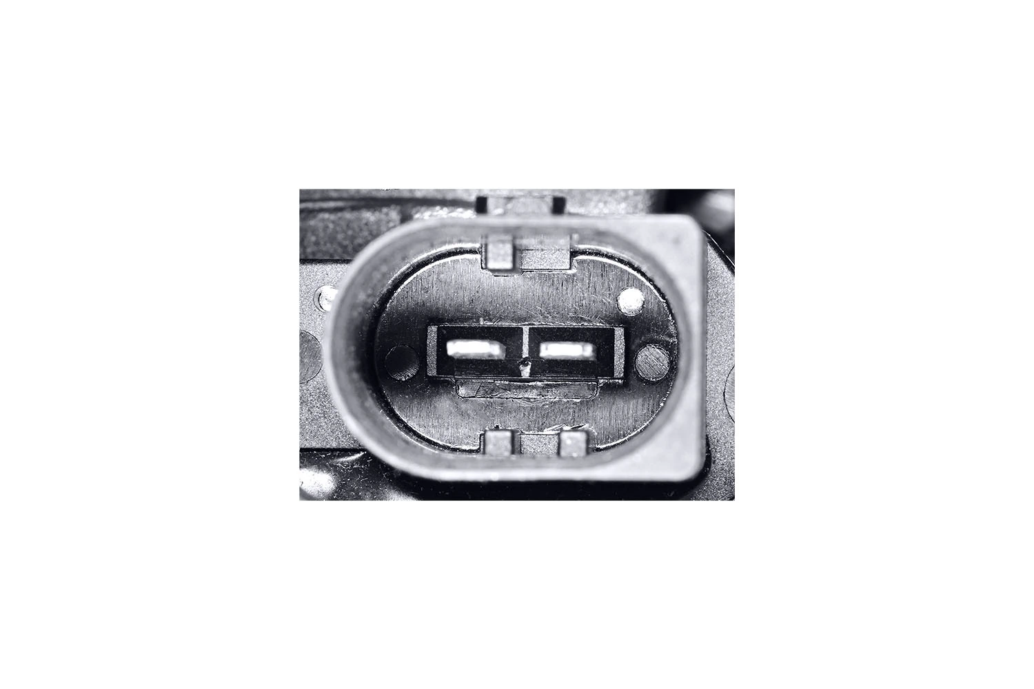 Alternador 8EL011711601 HELLA