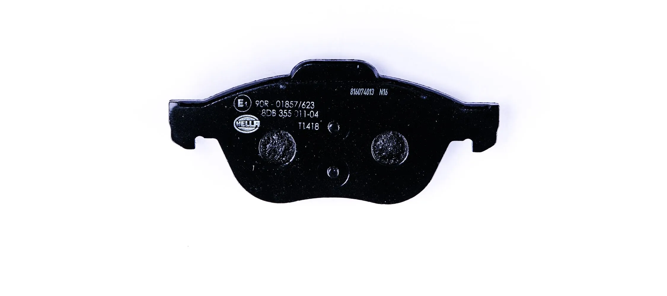 8DB355011041 HELLA Pastillas delanteras