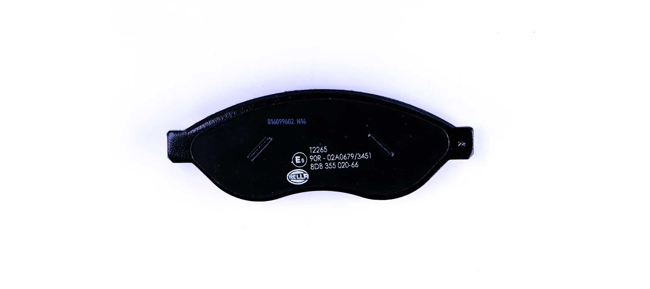 8DB355020661 HELLA Pastillas delanteras
