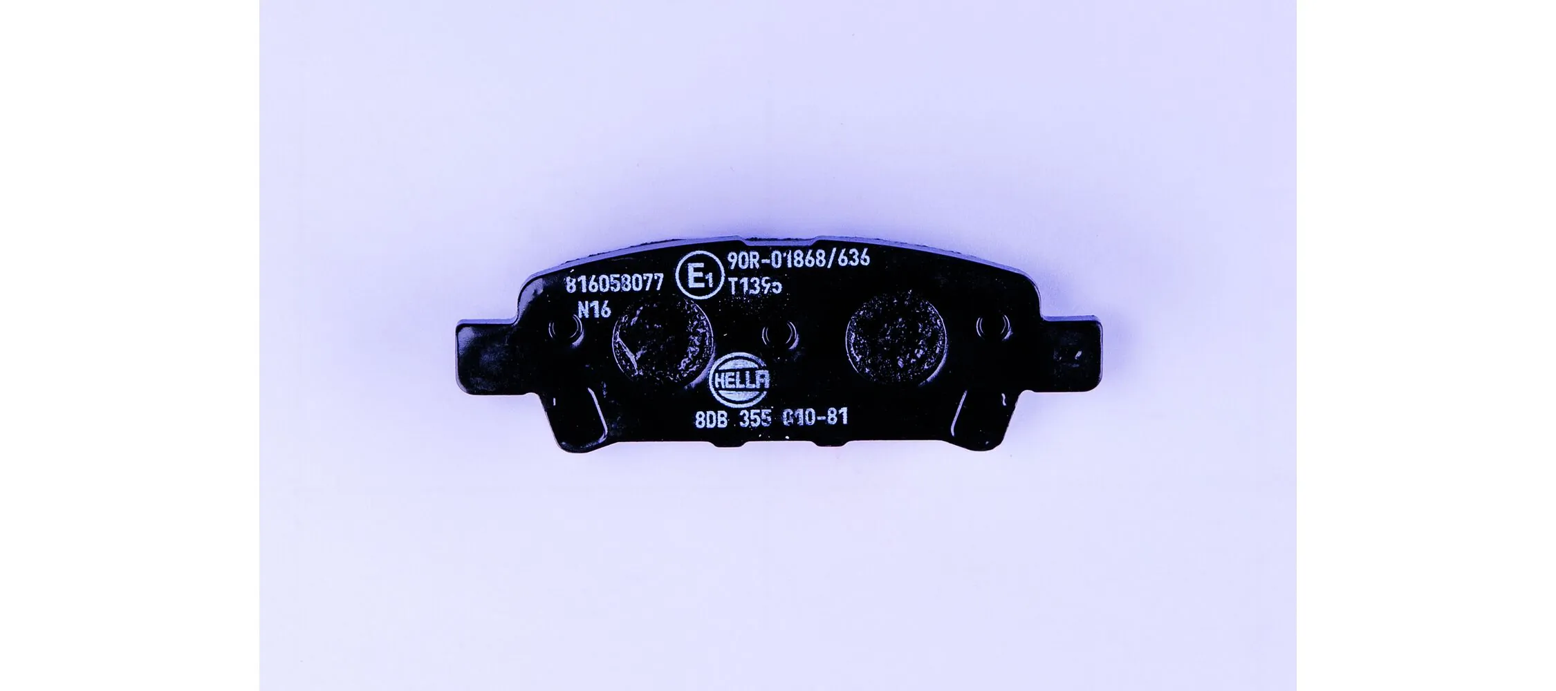 8DB355010811 HELLA Pastillas freno traseras