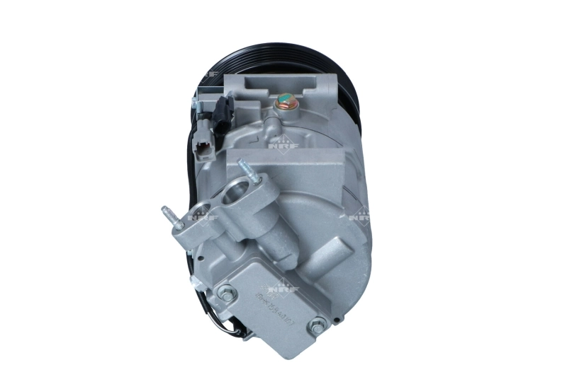 32670 NRF Compresor climatizador