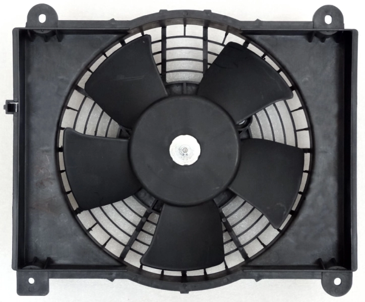 47668 NRF Ventilador de refrigeración del motor