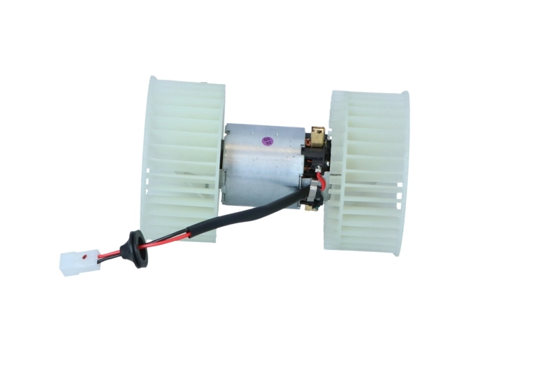 Ventilador de calefacción Iveco Stralis I camiones tractores (2002 - 2012) precio, desde 68,58 EUR