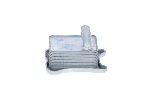 31260 NRF Radiador de aceite debajo del filtro