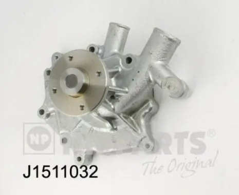 Comprar Bomba de agua Nissan Vanette  C22