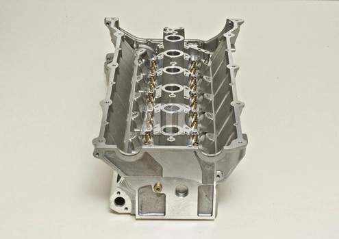 910551 AMC Cabeza del motor