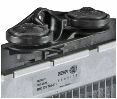 Radiador de refrigeración del motor derecho Mahle Original CR922000P precio, desde 246,74 EUR