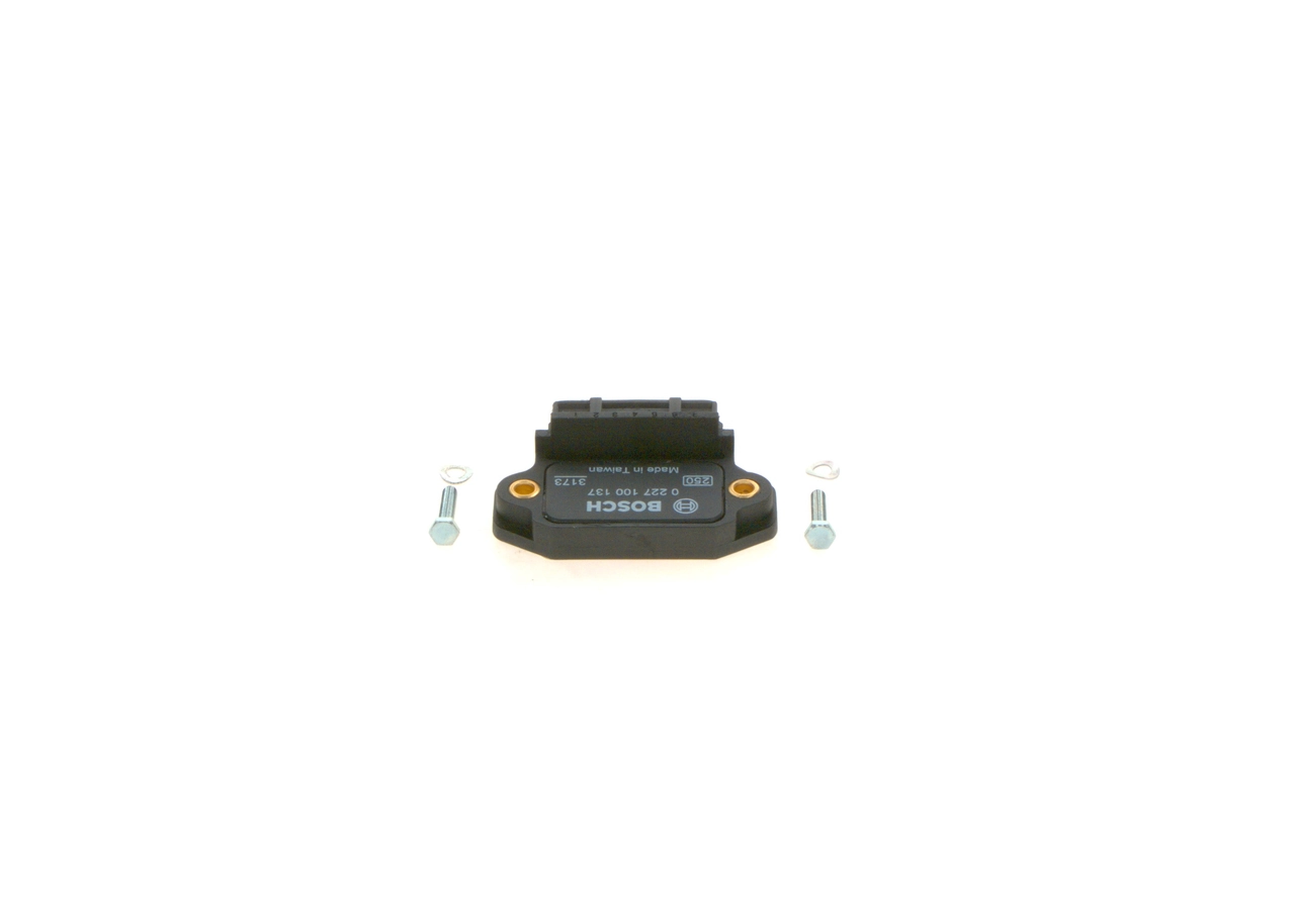 0227100137 Bosch Modulo encendido