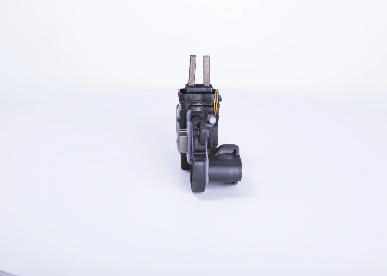 F00MA45248 Bosch Regulador alternador